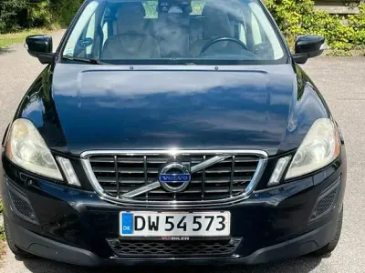 Gebraucht Volvo XC60 Summum 163 PS (119 kW) 2011 Schwarz SUV