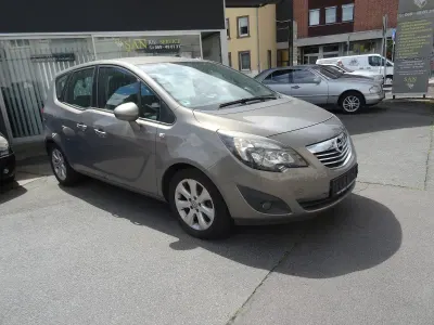Gebraucht Opel Meriva 140 PS (102 kW) 2012 Grau Van / Kleinbus