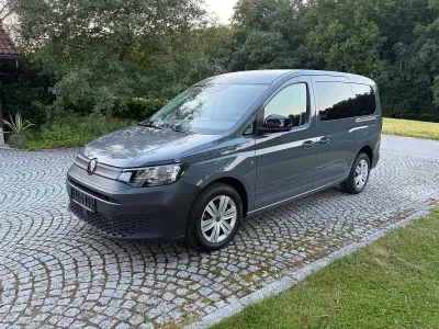 Gebraucht VW Caddy Maxi 116 PS (85 kW) 2024 Grau Van / Kleinbus
