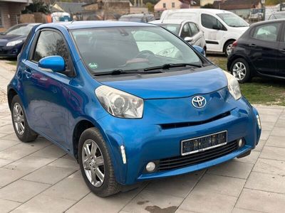 Toyota iQ