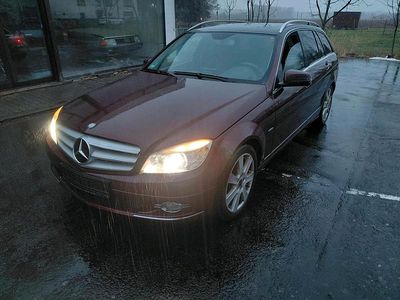 Gebraucht Mercedes C320 Avantgarde 225 PS (165 kW) 2009 Violet Kombi