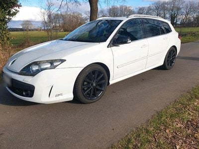 Gebraucht Renault Laguna III 150 PS (110 kW) 2010 Weiß Kombi