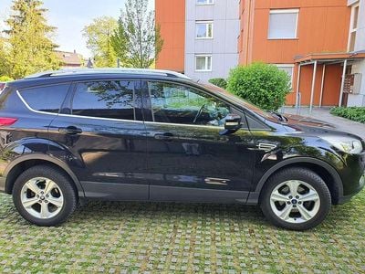 Schwarz Gebraucht 2016 Ford Kuga Individual SUV | 11.550 € (Fairer Preis)