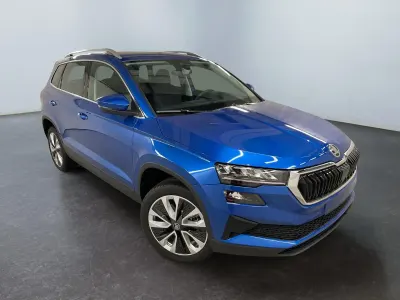 Neu Skoda Karoq Selection 150 PS (110 kW) 2026 1z  black magic met. SUV