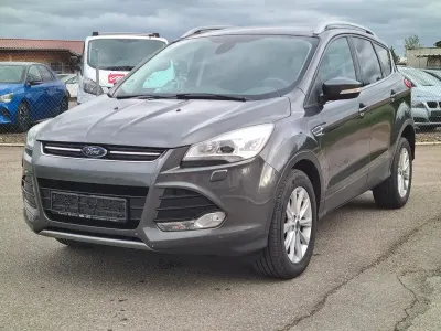 Gebraucht Ford Kuga Titanium 150 PS (110 kW) 2015 Grau SUV