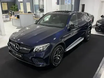 Używany Mercedes GLC250 AMG 211 KM (155 kW) 2019 Niebieski Coupe