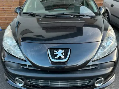 Gebraucht Peugeot 207 90 PS (66 kW) 2008 Schwarz Kombi