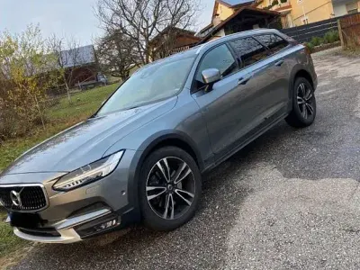Begagnad Volvo V90 CC Pro 190 HK (139 kW) 2017 Grå Kombi