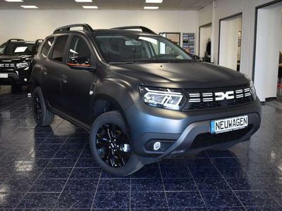 gebraucht Dacia Duster TCe 150 Aut Extreme Mat Edition Nav 360°