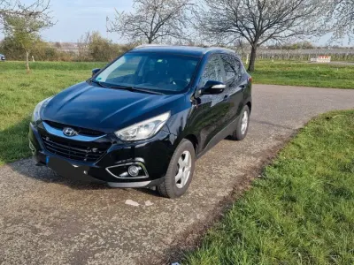Gebraucht Hyundai ix35 Edition 163 PS (119 kW) 2014 Schwarz SUV