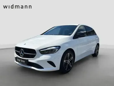 Gebraucht Mercedes B200 Advanced 163 PS (119 kW) 2024 Unilack polarweiss Kleinwagen
