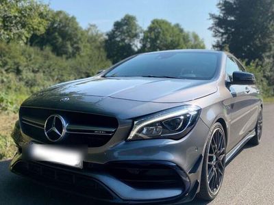 Mercedes CLA45 AMG