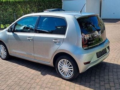 Grau Gebraucht 2021 VW up! United Kleinwagen | 9.950 € (Guter Preis)