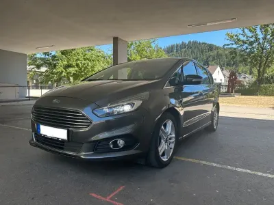 Gebraucht Ford S-MAX S 150 PS (110 kW) 2017 Grau Van / Kleinbus