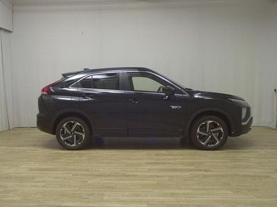 Gebraucht Mitsubishi Eclipse Cross 188 PS (138 kW) 2022 Panther schwarz SUV