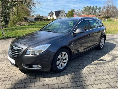 Second-hand Opel Insignia Cosmo 140 CP (102 kW) 2010 Gri Break