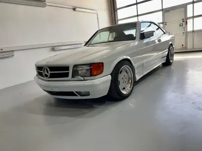 Gebraucht Mercedes 560 279 PS (205 kW) 1986 Weiß