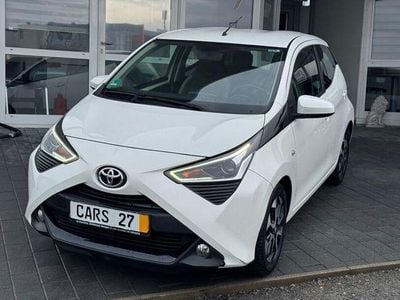 Gebraucht Toyota Aygo X-play 72 PS (52 kW) 2020 Weiß Kleinwagen