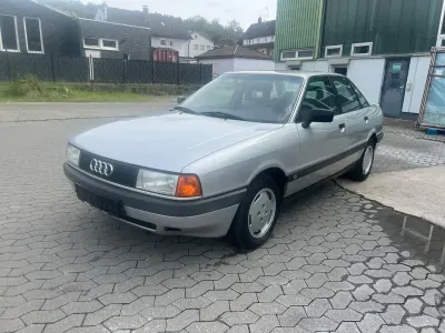 Gebraucht Audi 80 90 PS (66 kW) 1991 Grau Limousine