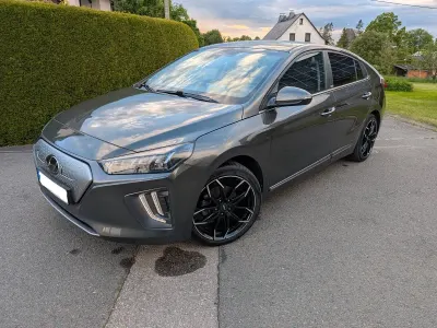 Gebraucht Hyundai Ioniq Style 100 kW (136 PS) 2021 Grau Kleinwagen