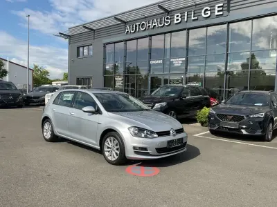 Gebraucht VW Golf VII LOUNGE 125 PS (91 kW) 2016 Silber Limousine