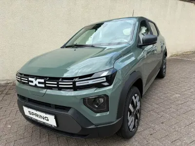 Neu Dacia Spring Expression 52 kW (71 PS) 2026 Grün Kleinwagen