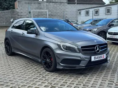 Gebraucht Mercedes A180 AMG 109 PS (80 kW) 2014 Mountaingrau magno Kleinwagen