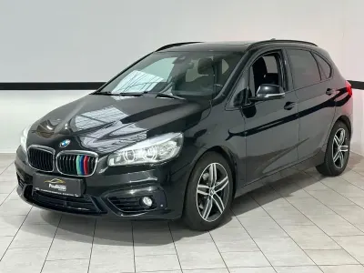 Gebraucht BMW 218 Active Tourer Sport Line 150 PS (110 kW) 2014 Saphirschwarz Van / Kleinbus