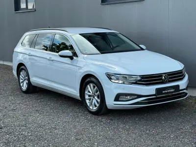 Gebraucht VW Passat 150 PS (110 kW) 2023 Weiß Kombi