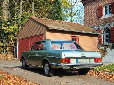 Gebraucht Mercedes 250 150 PS (110 kW) 1972 Grün Coupé