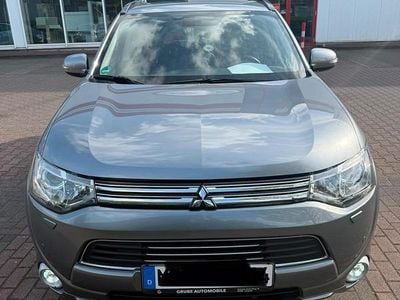 Gebraucht Mitsubishi Outlander P-HEV 170 PS (125 kW) 2014 Grau SUV