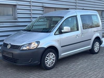 Silber Gebraucht 2014 VW Caddy Trendline Van / Kleinbus | 6.790 € (Guter Preis)