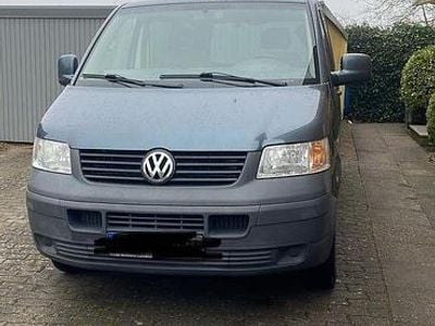 Gebraucht VW Multivan 102 PS (75 kW) 2006 Grau Van