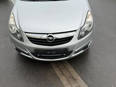 Silber Gebraucht 2010 Opel Corsa Edition Kleinwagen | 1.990 € (Guter Preis)