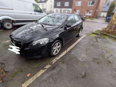 Gebraucht Volvo V40 120 PS (88 kW) 2018 Schwarz Limousine