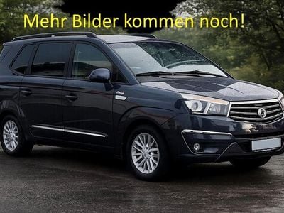 Gebraucht Ssangyong (KGM) Rodius 178 PS (130 kW) 2017 Schwarz Van / Kleinbus