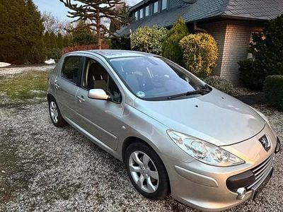 Silber Gebraucht 2007 Peugeot 307 Kleinwagen | 2.300 € (Fairer Preis)
