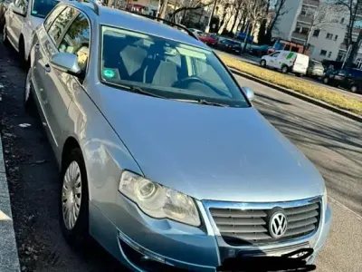 Usata VW Passat 140 CV (102 kW) 2009 Andere farben Station wagon
