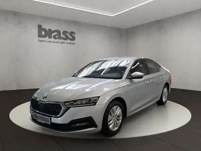 Gebraucht Skoda Octavia Ambition 110 PS (80 kW) 2022 Brillantsilber metallic Limousine