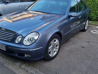 Mercedes E200
