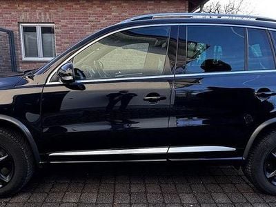 Schwarz Gebraucht 2015 VW Tiguan R-line SUV | 10.990 € (Guter Preis)