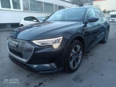 Gebraucht Audi e-tron S-Line 230 kW (313 PS) 2021 Grau SUV
