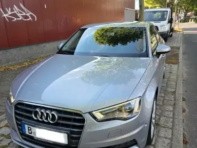 Gebraucht Audi A3 Ambiente 150 PS (110 kW) 2016 Silber Limousine