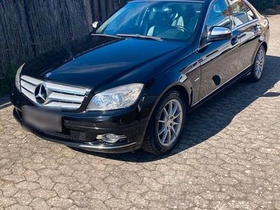 Second-hand Mercedes C280 231 CP (169 kW) 2007 Negru Berlinǎ