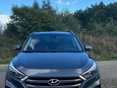 Grau Gebraucht 2018 Hyundai Tucson Prime SUV | 14.999 € (Guter Preis)