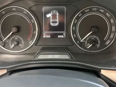 Gebraucht Skoda Scala Style 150 PS (110 kW) 2019 Grau Kleinwagen