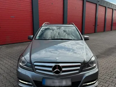 Gebraucht Mercedes C300 Avantgarde 231 PS (169 kW) 2013 Grau Kombi