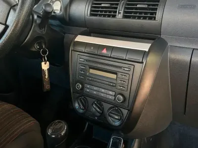 Używany VW Fox 54 KM (39 kW) 2007 Czarny Hatchback