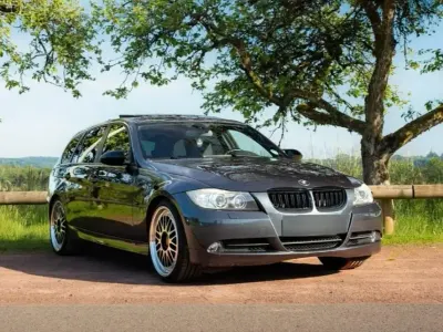 Gebraucht BMW 325 218 PS (160 kW) 2006 Grau Kombi