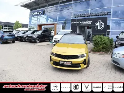 Gebraucht Opel Astra 131 PS (96 kW) 2023 Gelb Limousine